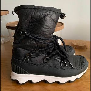 Sorel Kinetic Boots